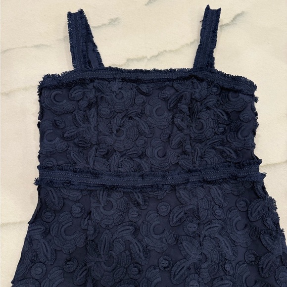 Trina Turk Dress Size 6 Navy Blue Textured Floral Embroidered Fringe Trim - Picture 2 of 14